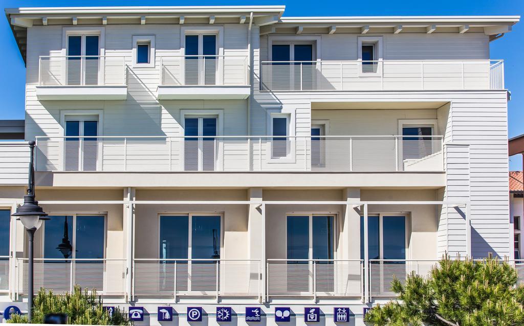 Hotel Nettuno Cesenatico Exterior photo